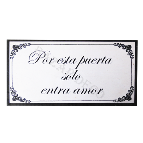 Afiche "Por esta puerta solo entra amor"