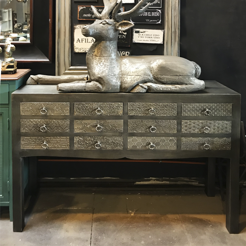 Arrimo 12 cajones relieves